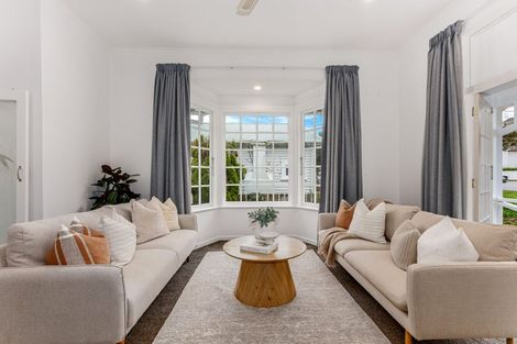 Photo of property in 202 Clyde Street, Island Bay, Wellington, 6023