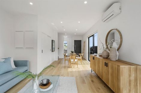 Photo of property in 1c Lowe Street, Belmont, Auckland, 0622