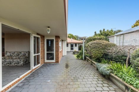 Photo of property in 18 Ashmore Drive, Frankleigh Park, New Plymouth, 4310