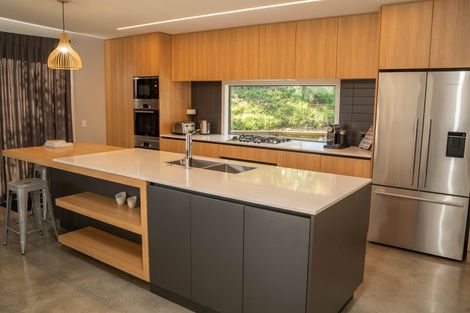 Photo of property in 11 Pike Place, Ferndale, New Plymouth, 4310