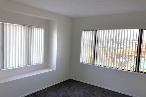 Photo of property in 59 Hayfield Way, Karaka, Papakura, 2113