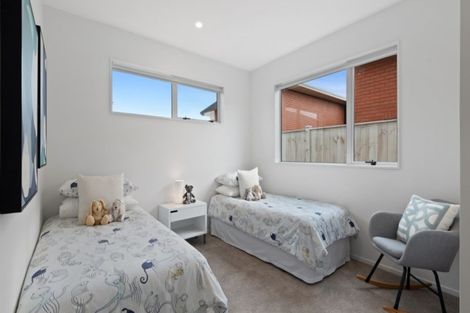 Photo of property in 23 Waituarua Drive, Takanini, 2112