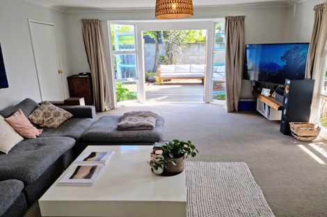 Photo of property in 1/64a Paparoa Street, Papanui, Christchurch, 8053