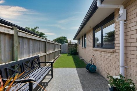 Photo of property in 8 Ian Peter Way, Otaki, 5512