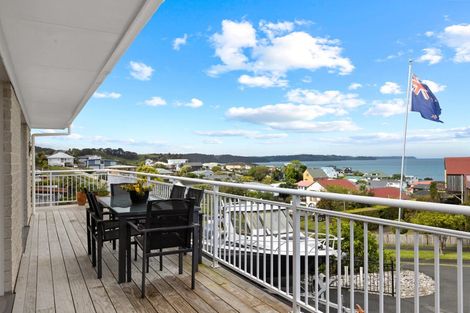 Photo of property in 21 Awatere Place, Snells Beach, 0920