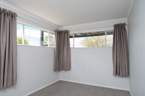 Photo of property in 2 Princess Street, Dannevirke, 4930