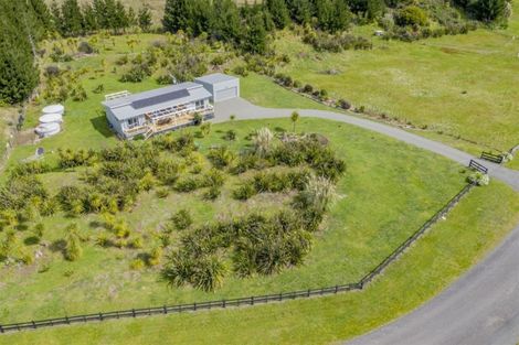 Photo of property in 8 Mowhia Grove, Waitarere, Levin, 5510