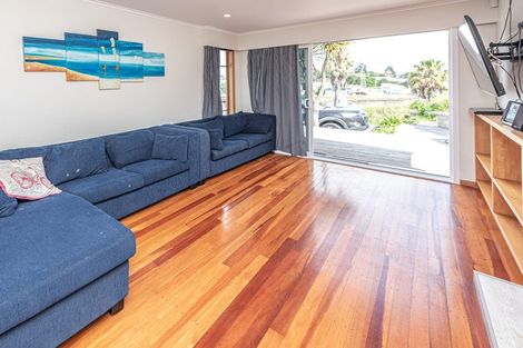 Photo of property in 67 Anzac Parade, Durie Hill, Whanganui, 4500