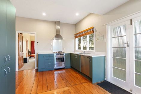 Photo of property in 60 Oxley Avenue, St Albans, Christchurch, 8014