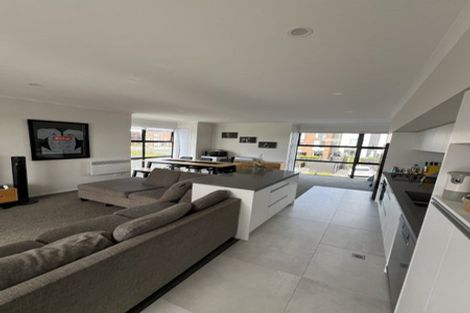 Photo of property in 32 Raranga Lane, Hobsonville, Auckland, 0616