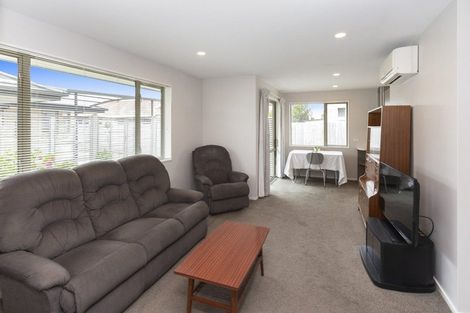 Photo of property in 2/67 Marshland Road, Shirley, Christchurch, 8061