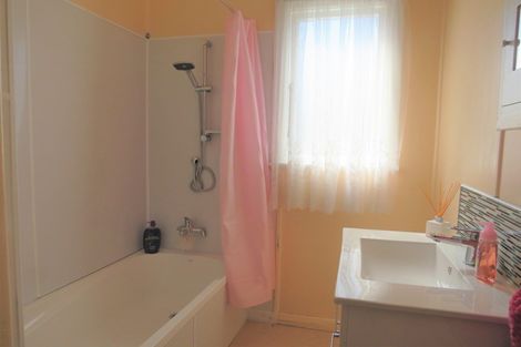 Photo of property in 49 Apatu Street, Wairoa, 4108