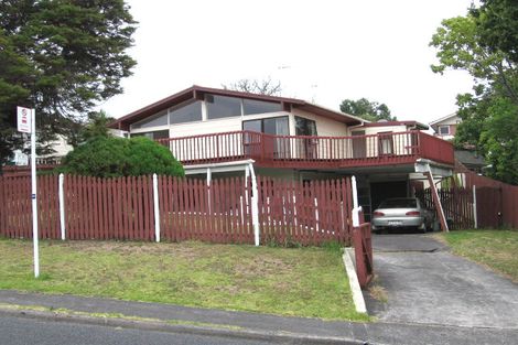 Photo of property in 4 Contessa Drive, Glenfield, Auckland, 0629