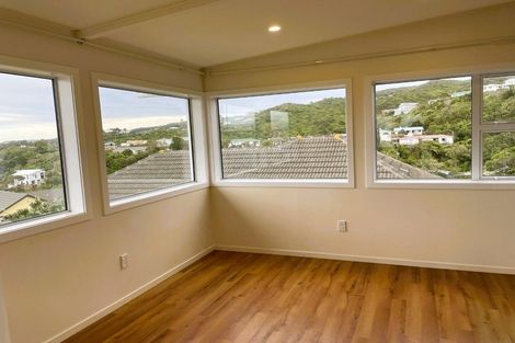 Photo of property in 103 Dowse Drive, Maungaraki, Lower Hutt, 5010