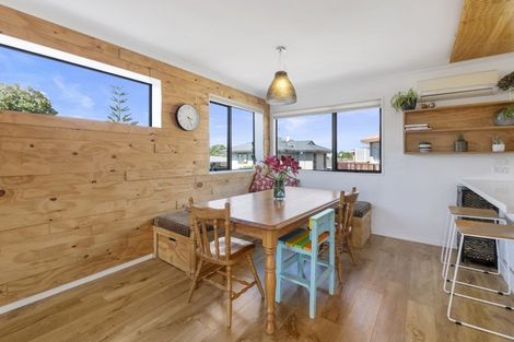 Photo of property in 15 Solway Place, Mount Maunganui, 3116