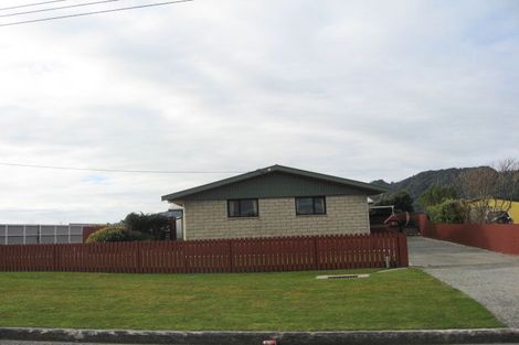 Photo of property in 7 Collins Street, Blaketown, Greymouth, 7805