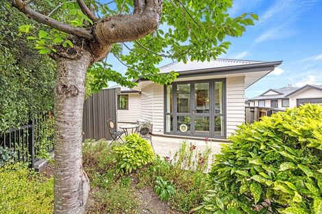Photo of property in 1/1 Cameron Street, Sydenham, Christchurch, 8023