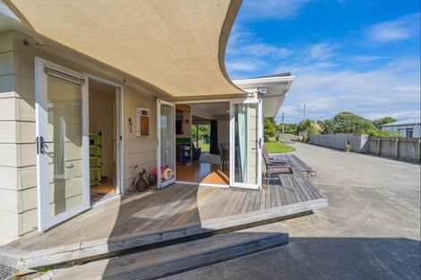 Photo of property in 17 Otaihanga Road, Otaihanga, Paraparaumu, 5036