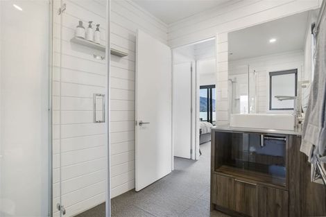 Photo of property in 266 Lakeview Terrace, Lake Hawea, Wanaka, 9382