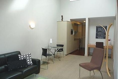 Photo of property in Latitude 37 East Apartments, 2o/20 Pakenham Street East, Auckland Central, Auckland, 1010