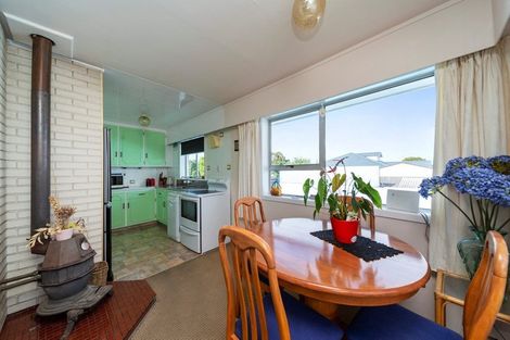 Photo of property in 79a Barrett Street, Westown, New Plymouth, 4310