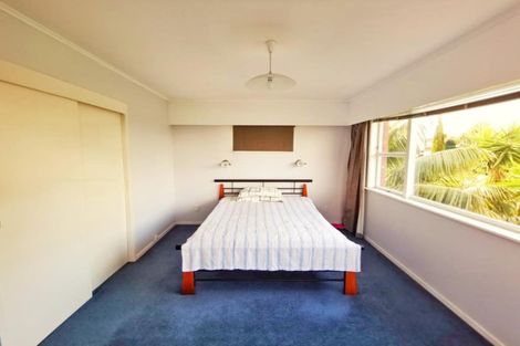 Photo of property in 15 Taitua Drive, Te Atatu South, Auckland, 0610