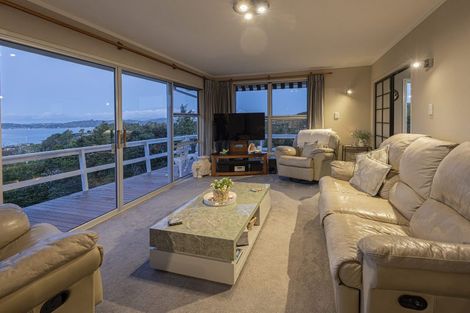 Photo of property in 100 School Road, Paihia, 0200