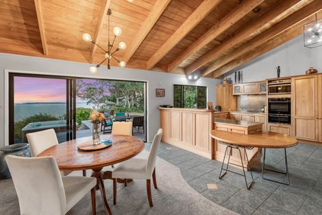 Photo of property in 700 Hibiscus Coast Highway, Waiwera, Orewa, 0994