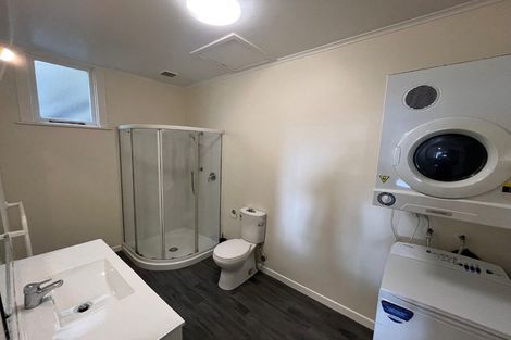 Photo of property in 72 Fairlie Terrace, Kelburn, Wellington, 6021