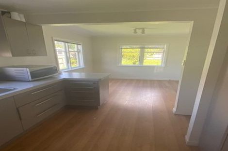 Photo of property in 4 Eatwell Avenue, Paraparaumu Beach, Paraparaumu, 5032