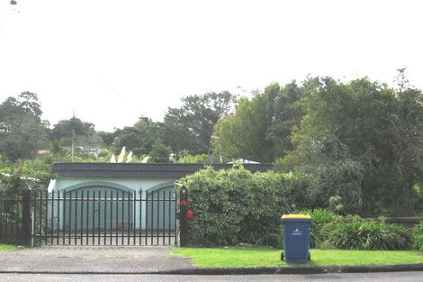 Photo of property in 70 Woodside Road, Massey, Auckland, 0614
