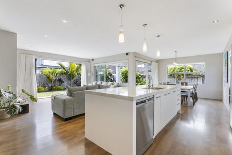 Photo of property in 48 Mckenzie Avenue, Arkles Bay, Whangaparaoa, 0932