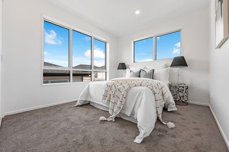 Photo of property in 6b Kaimai Avenue, Massey, 0614