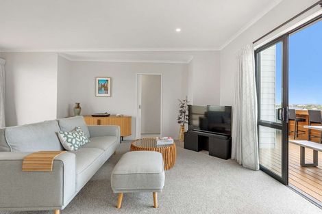 Photo of property in 23 Waipipi Road, Waverley, 4591