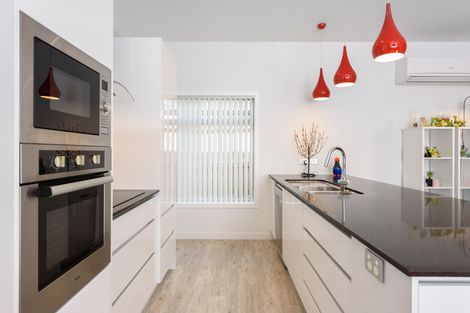 Photo of property in 4 Benmore Crescent, Pyes Pa, Tauranga, 3112