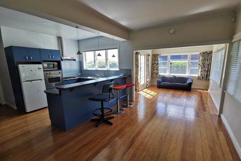 Photo of property in 11 Rudleigh Avenue, Upper Riccarton, Christchurch, 8041