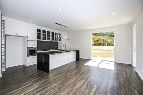 Photo of property in 39 Remuremu Street, Long Bay, Auckland, 0630