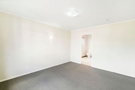 Photo of property in 19 Matuhi Rise, Henderson, Auckland, 0612