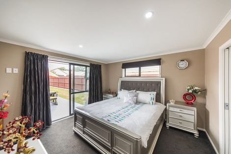 Photo of property in 2a Galea Grove, Kelvin Grove, Palmerston North, 4414