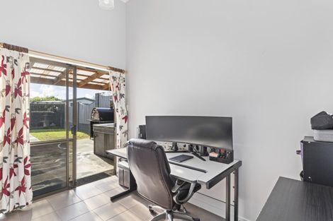 Photo of property in 129 Parklands Avenue, Bell Block, New Plymouth, 4312