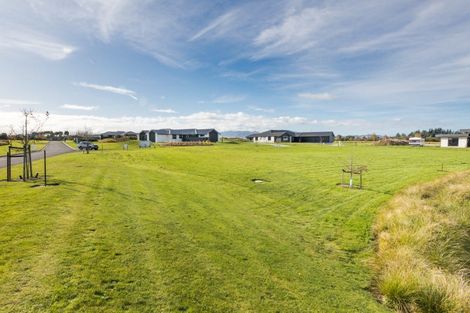 Photo of property in 75 Hartwell Drive, Kelvin Grove, Palmerston North, 4470