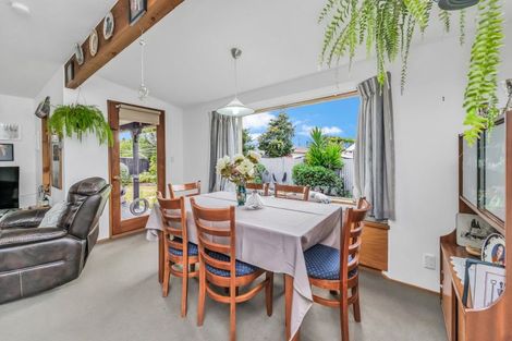 Photo of property in 16 Mountain View Place, Leeston, 7632