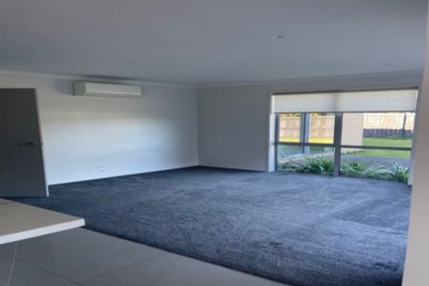 Photo of property in 178 Helenslee Road, Pokeno, 2472