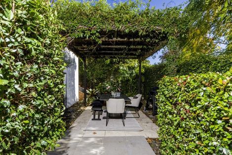 Photo of property in 1/34 Glamorgan Drive, Torbay, Auckland, 0630