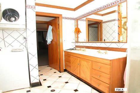 Photo of property in 5 Hanson Street, Mount Cook, Wellington, 6021