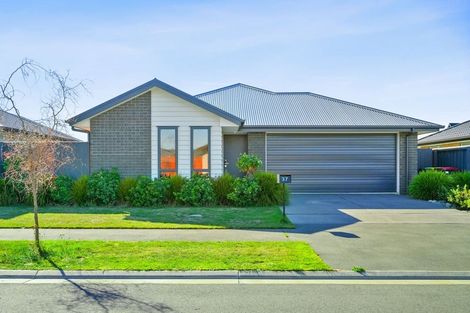 Photo of property in 37 Avanda Avenue, Rolleston, 7615