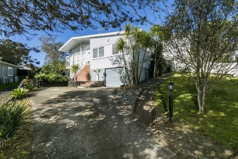 Photo of property in 23 Lanigan Street, Birkdale, Auckland, 0626