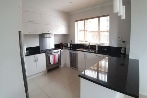 Photo of property in 1 Portofina Place, Flat Bush, Auckland, 2019