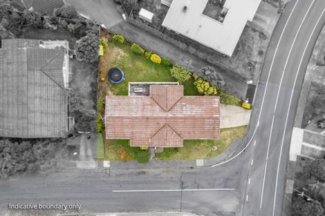 Photo of property in 2 Leeward Drive, Whitby, Porirua, 5024