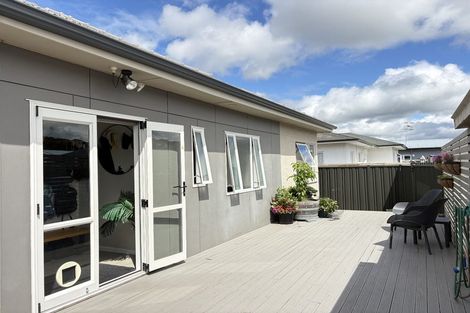 Photo of property in 3 Cassino Crescent, Onekawa, Napier, 4110